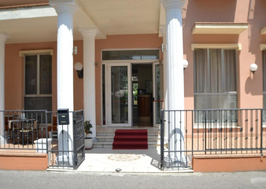 HOTEL VILLA CATERINA 5