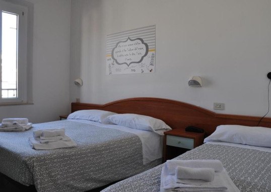 HOTEL VILLA CATERINA 19