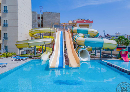 KING TUT AQUA PARK BEACH RESORT HURGHADA 2