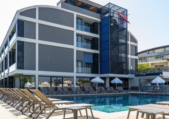 SIDE SQUARE HOTEL (ADULTS ONLY 16+) 5