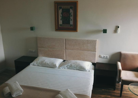 BELGRADE RUSTAVELI 8
