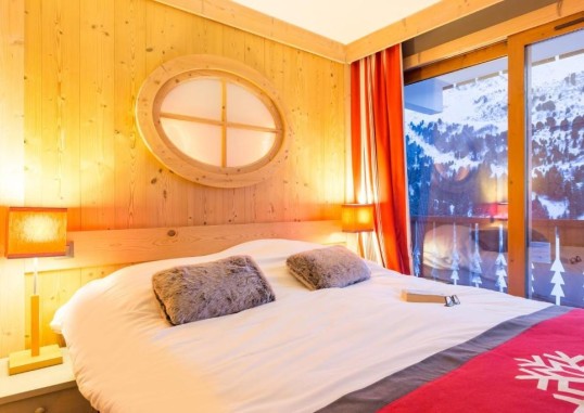 PREMIUM RESIDENCE LES CRETS 13