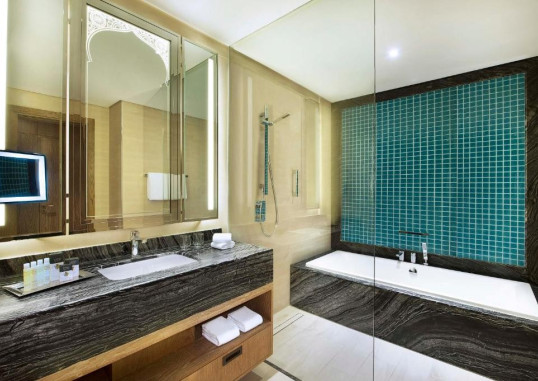DOUBLE TREE BY HILTON RESORT & SPA MARJAN ISLAND 5