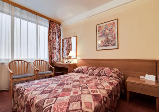 PREMIER HOTEL LYBID 4