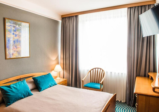 PREMIER HOTEL LYBID 14