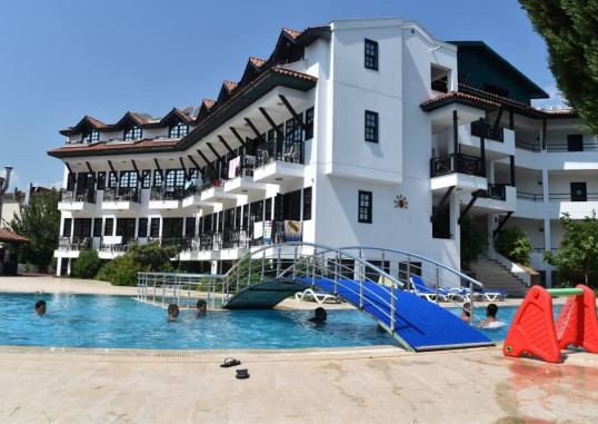 ARES DREAM HOTEL 2