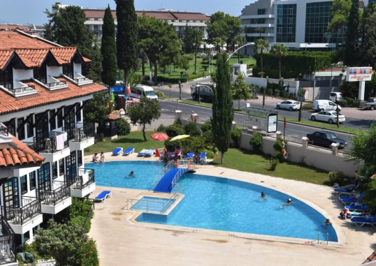 ARES DREAM HOTEL 6