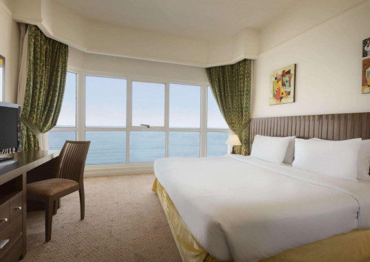 RAMADA BEACH HOTEL AJMAN 21