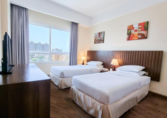 RAMADA BEACH HOTEL AJMAN 25