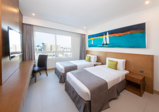 RAMADA BEACH HOTEL AJMAN 26