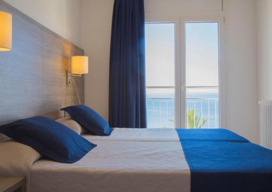 HOTEL RISECH 7