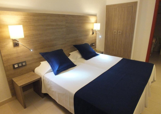 HOTEL RISECH 10