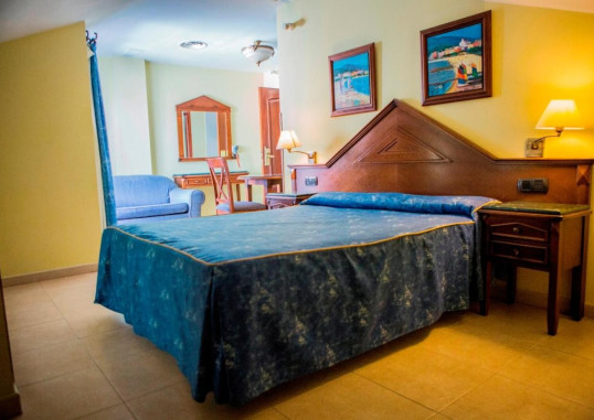 HOTEL VISTAMAR 7