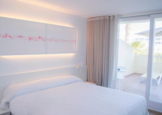PARAISO BEACH (Adults Only) 17