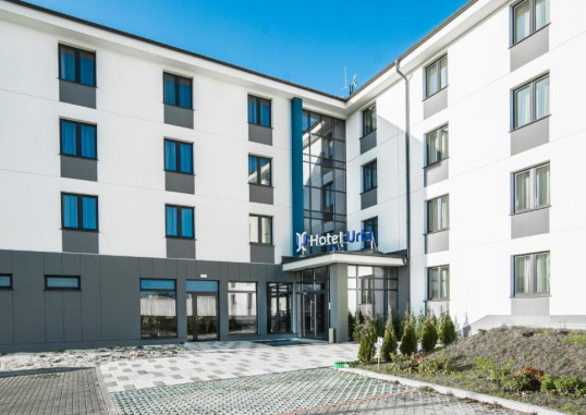 HOTEL URBI 12