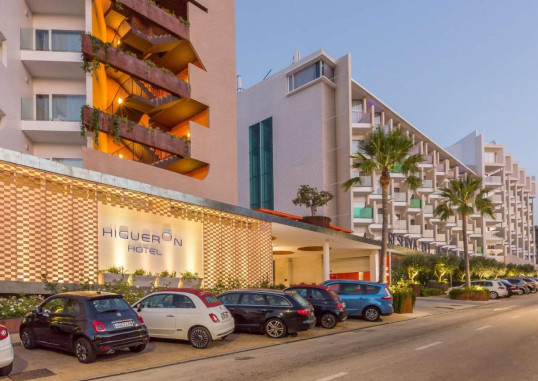 HIGUERON HOTEL MALAGA, CURIO COLLECTION BY HILTON (Adults Only) 30