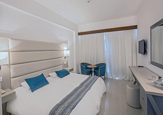 NELIA SEA BREEZE 17