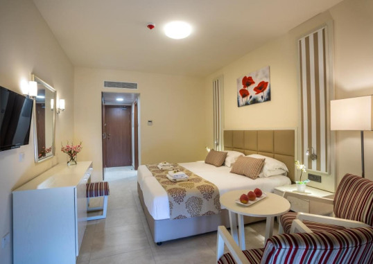 AQUAMARE BEACH & SPA 16