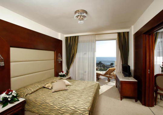 AQUAMARE BEACH & SPA 17