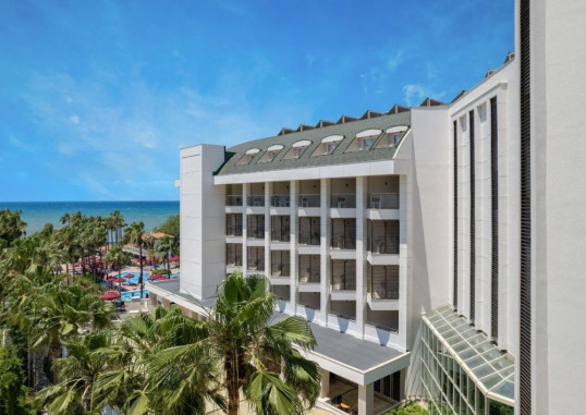 TRENDY PALM BEACH (ADULTS ONLY 16+) 15