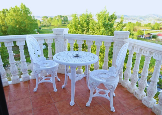 ONUFRI HOTEL 13