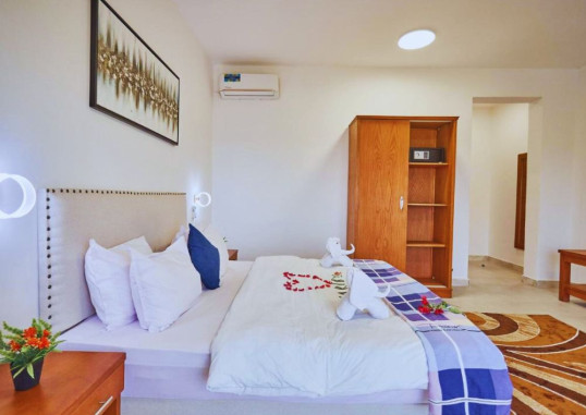 MALIKA NUNGWI HOTEL 4