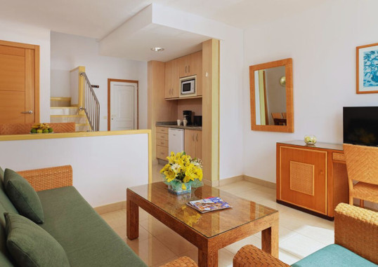 APARTHOTEL ESQUINZO Y MONTE DEL MAR 6