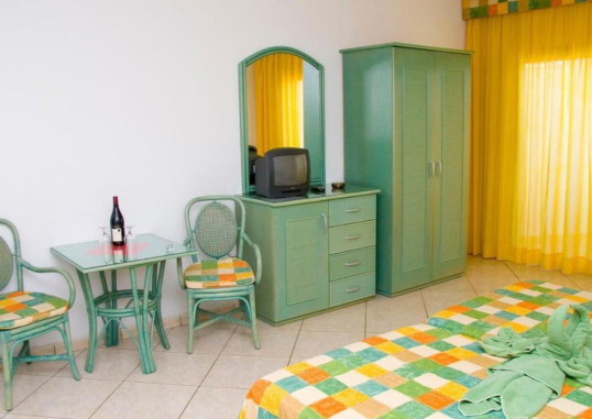 APARTHOTEL ESQUINZO Y MONTE DEL MAR 20