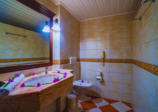 SENZA GARDEN HOLIDAY CLUB 16