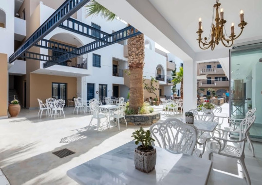 NAMI HOTEL AND SUITES 8
