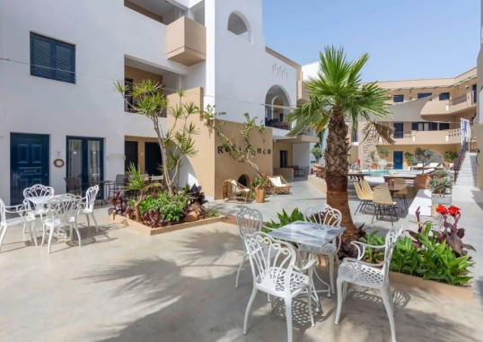 NAMI HOTEL AND SUITES 9