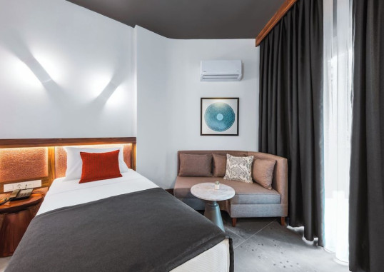 KAIA CORACESIUM HOTEL 26
