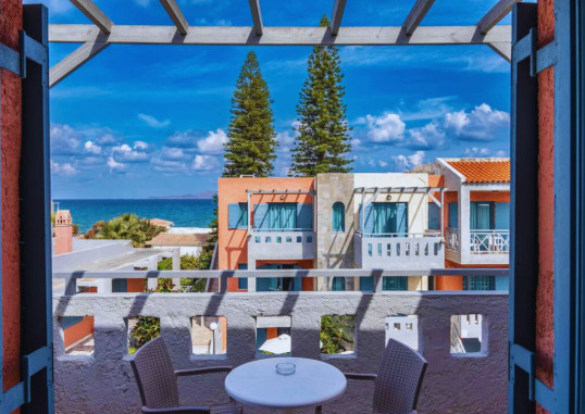MARILISA HOTEL 12