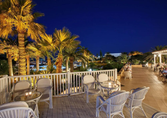 ANISSA BEACH AND VILLAGE 5