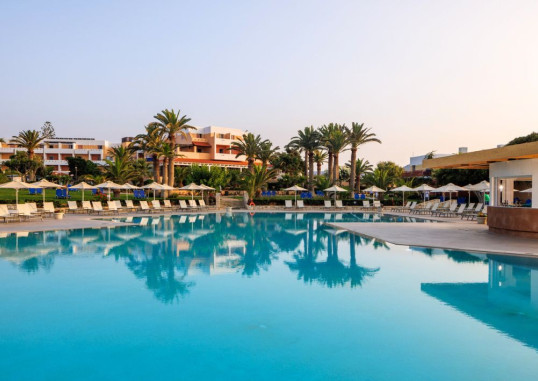 ANISSA BEACH AND VILLAGE 1