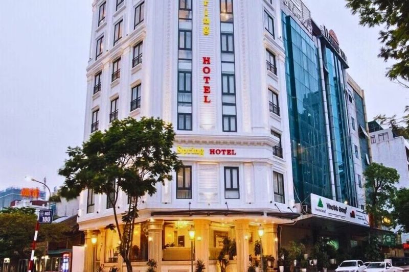 apsistokite SPRING HOTEL HANOI viešbutyje už gerą kainą. 