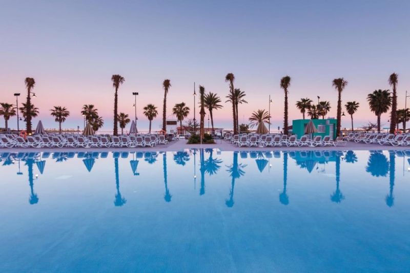 apsistokite HOTEL RIU COSTA DEL SOL viešbutyje už gerą kainą. 