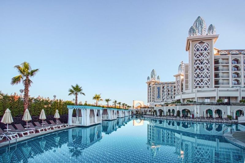 apsistokite GRANADA LUXURY BELEK viešbutyje už gerą kainą. 