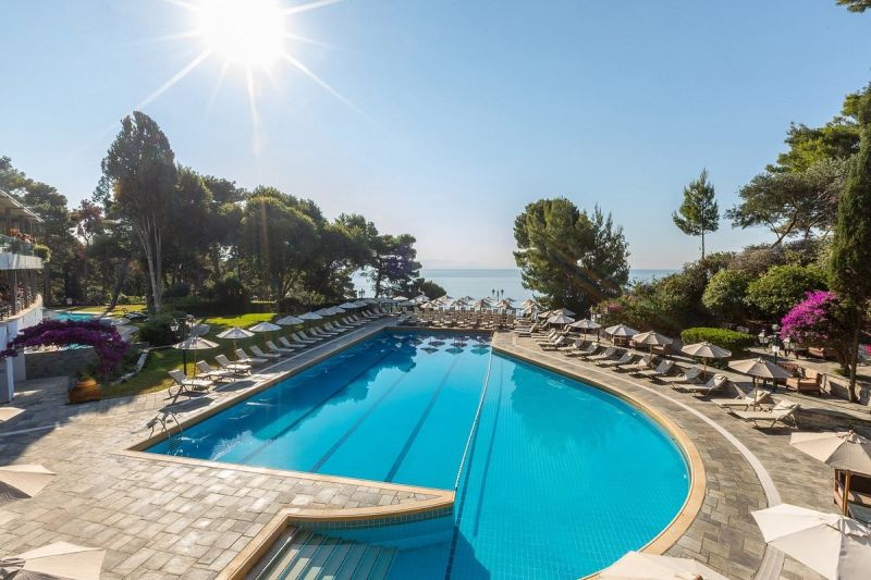apsistokite CORFU HOLIDAY PALACE viešbutyje už gerą kainą. 