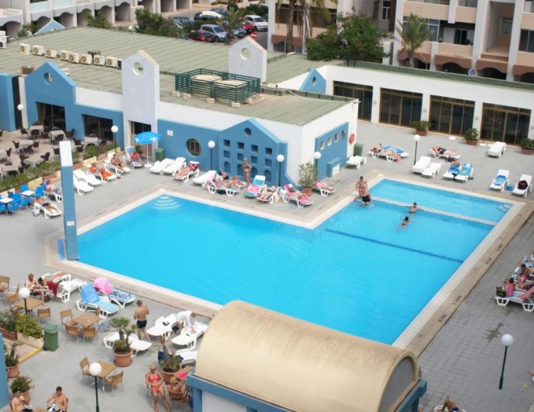 Spalvingų miražų kupinos atostogos Maltoje 3* viešbutyje ST. GEORGE‘S PARK! 1