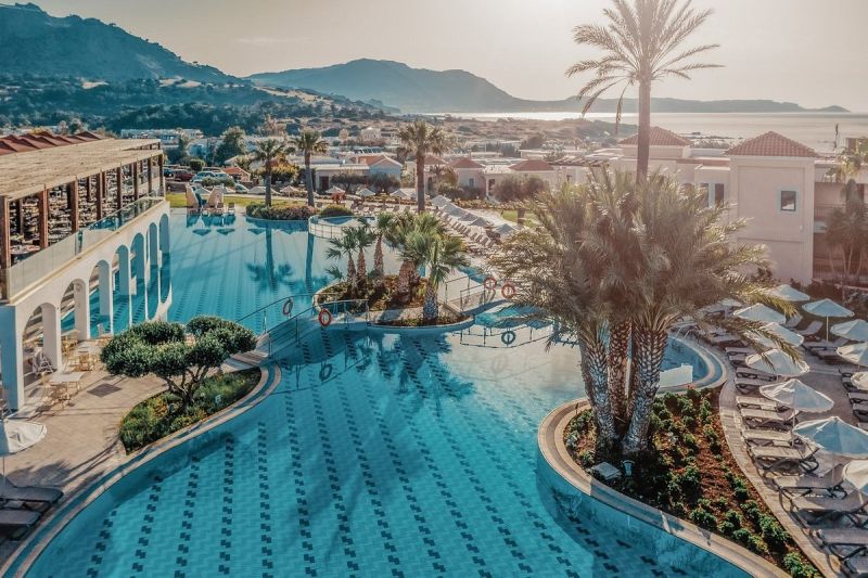 apsistokite LINDOS IMPERIAL RESORT & SPA viešbutyje už gerą kainą. 
