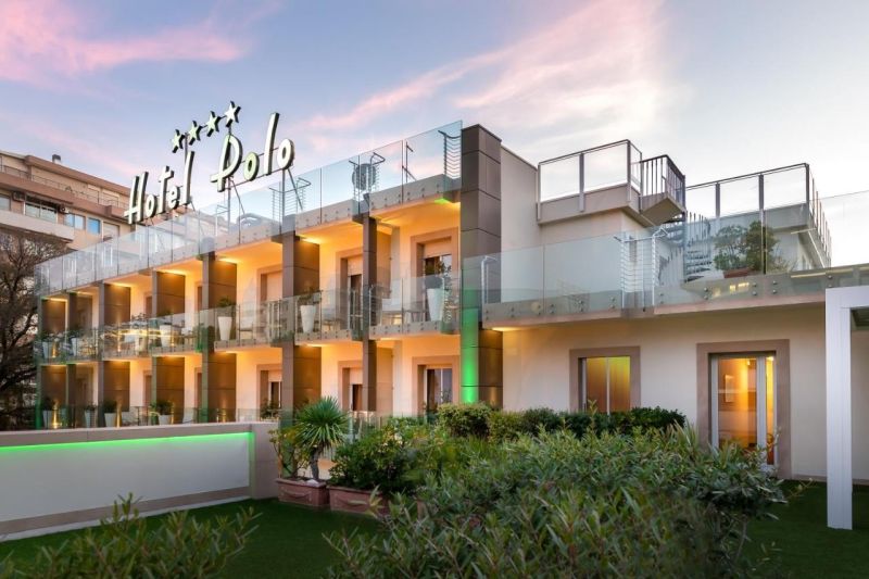 apsistokite HOTEL POLO viešbutyje už gerą kainą. 