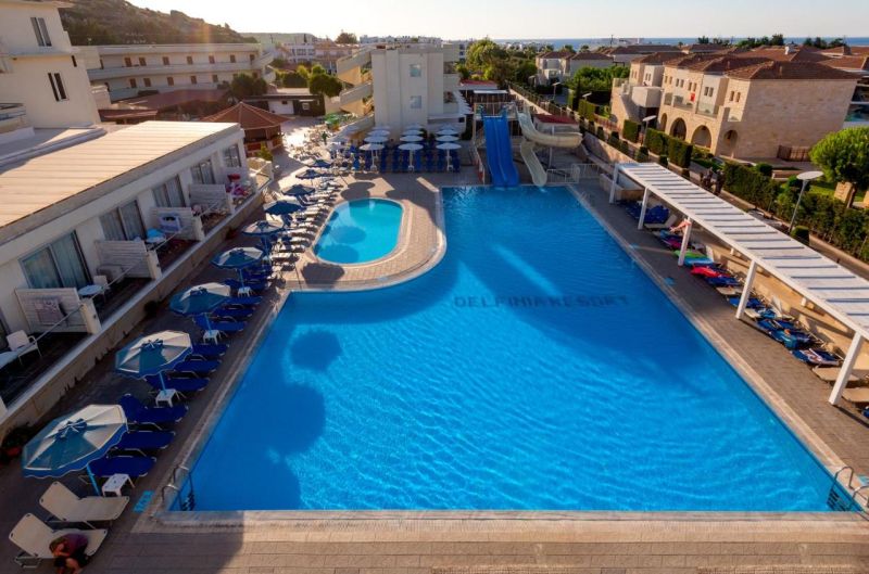 apsistokite DELFINIA RESORT viešbutyje už gerą kainą. 