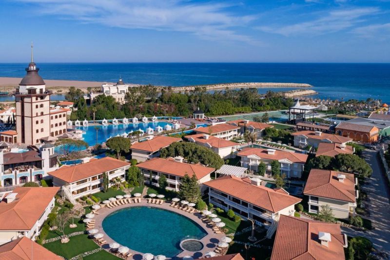 Saulėtas poilsis Turkijoje, 5* viešbutyje TITANIC MARDAN PALACE!
