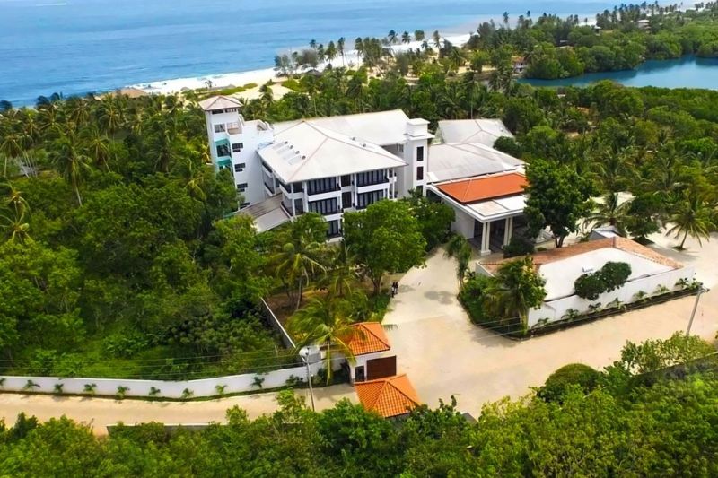 apsistokite LAGOON PARADISE BEACH RESORT viešbutyje už gerą kainą. 