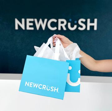 NEWCRUSH – pasiruoškite kelionių kosmetinę su nuolaida (užsakymams nuo 60 €)